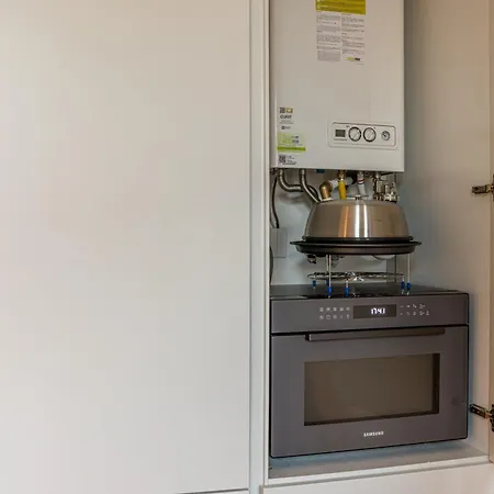 Luxury Design Apt, Comfy W/ A/C, Wifi & Netflix Milan Extérieur photo