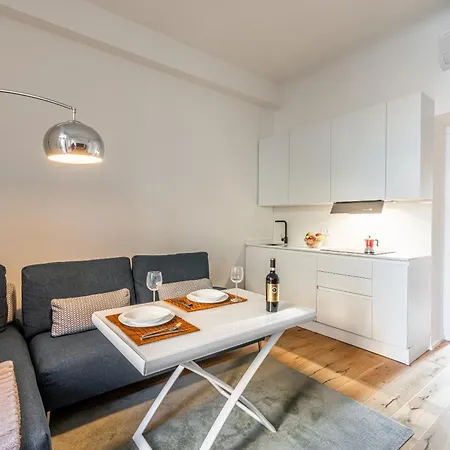 Luxury Design Apt, Comfy W/ A/C, Wifi & Netflix Milan Extérieur photo