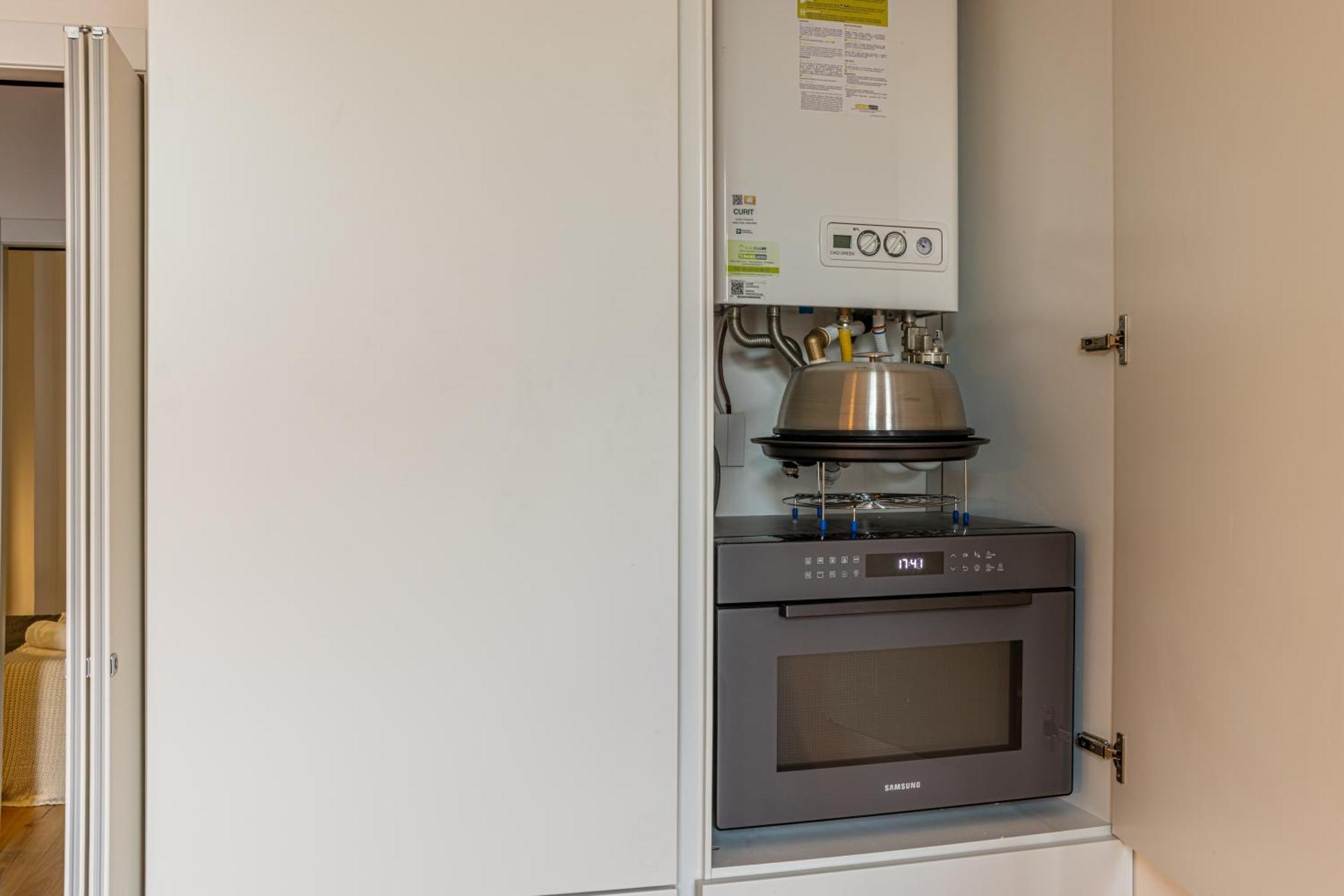 Appartamento Luxury Design Apt, Comfy W/ A/c, Wifi & Netflix