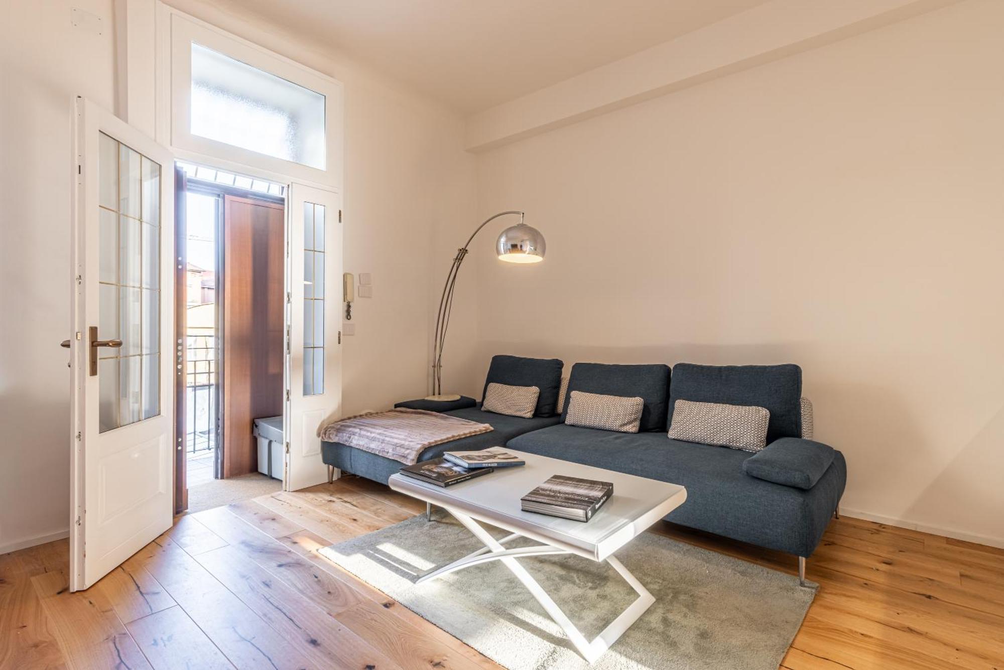 Apartment Luxury Design Apt, Comfy W/ A/c, Wifi & Netflix Milan