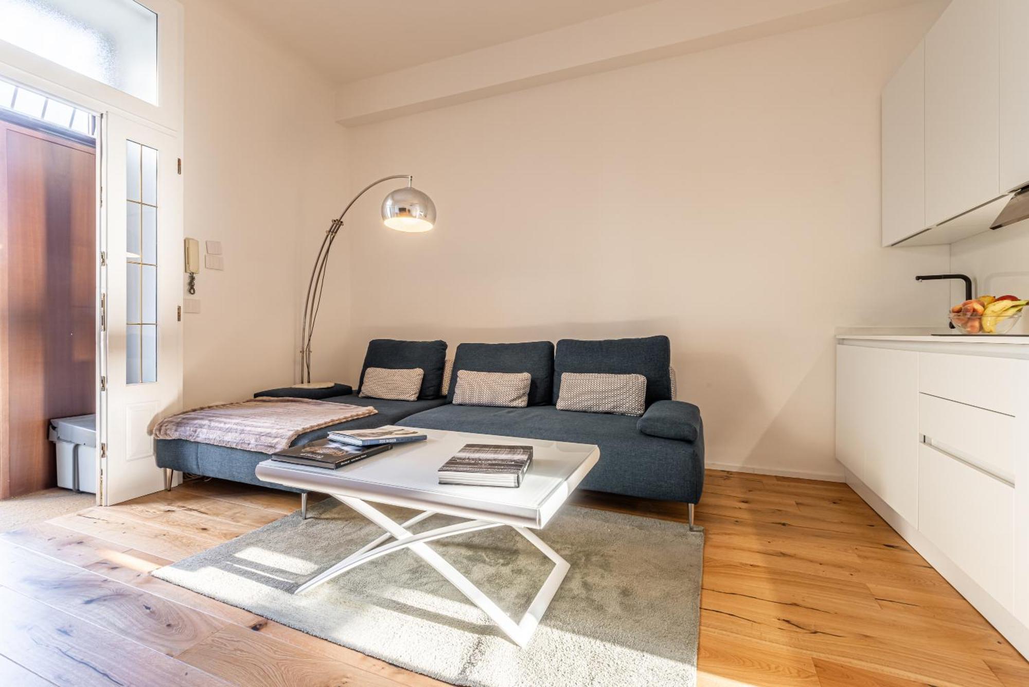 Apartment Luxury Design Apt, Comfy W/ A/c, Wifi & Netflix